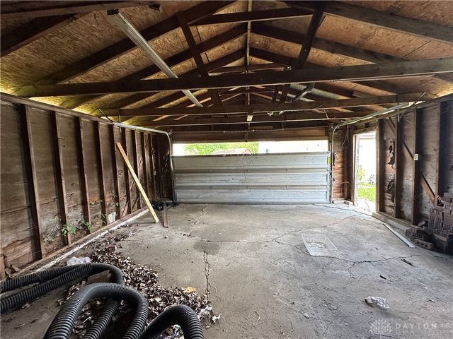 4964 Marburn Avenue, Trotwood, OH 45417