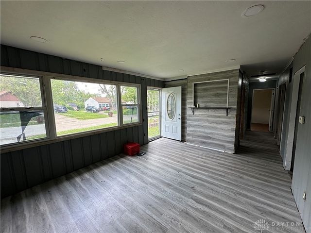 4964 Marburn Avenue, Trotwood, OH 45417