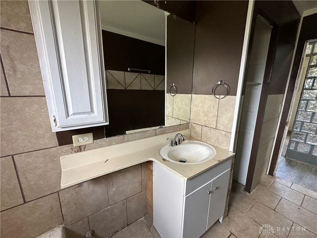 4964 Marburn Avenue, Trotwood, OH 45417
