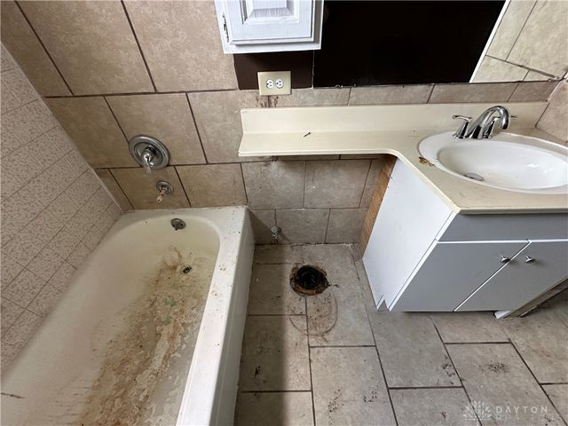 4964 Marburn Avenue, Trotwood, OH 45417