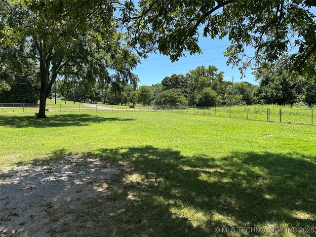 1520 Highway 10 E, Fort Gibson, OK 74434