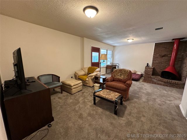 1520 Highway 10 E, Fort Gibson, OK 74434