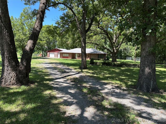 1520 Highway 10 E, Fort Gibson, OK 74434