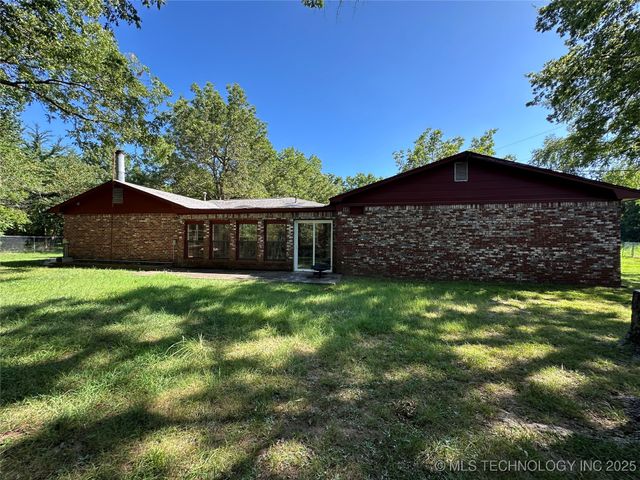 1520 Highway 10 E, Fort Gibson, OK 74434