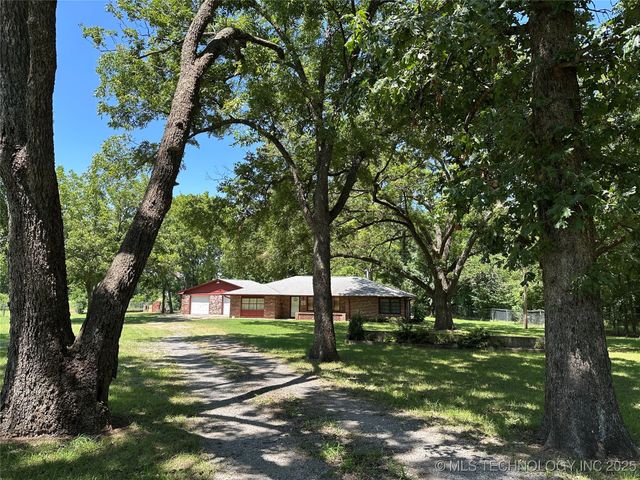 1520 Highway 10 E, Fort Gibson, OK 74434