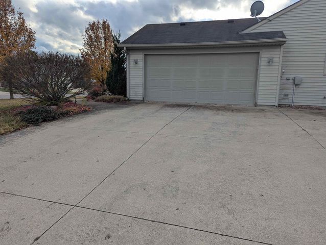 417 Rampart Drive, Fort Wayne, IN 46845