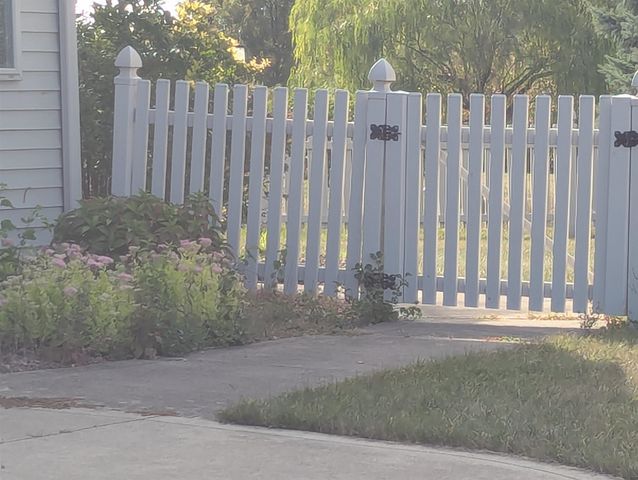 417 Rampart Drive, Fort Wayne, IN 46845