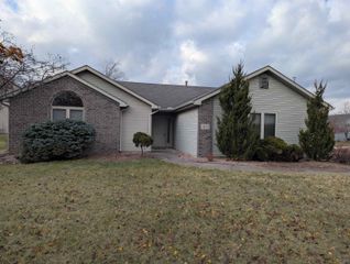 417 Rampart Drive, Fort Wayne, IN 46845