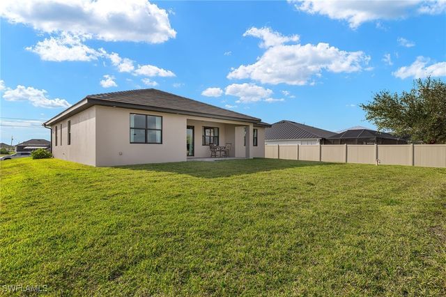 1219 NW 40th PL, Cape Coral, FL 33993