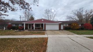 22918 King Drive, Clinton Township, MI 48035