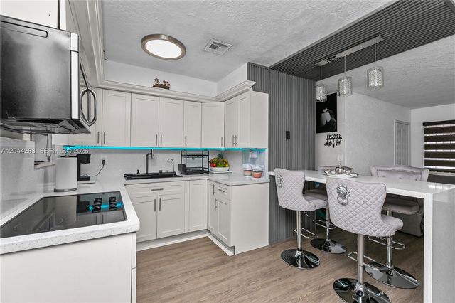 3311 NW 171st St, Miami Gardens, FL 33056