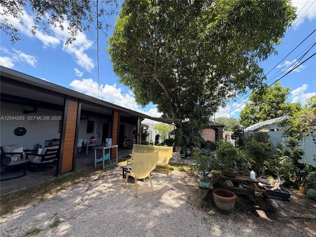 3311 NW 171st St, Miami Gardens, FL 33056