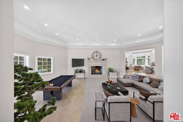 13320 Mulholland Drive, Beverly Hills, CA 90210