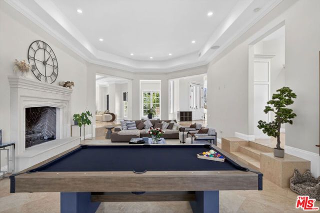 13320 Mulholland Drive, Beverly Hills, CA 90210