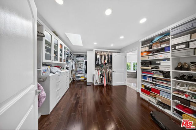 13320 Mulholland Drive, Beverly Hills, CA 90210