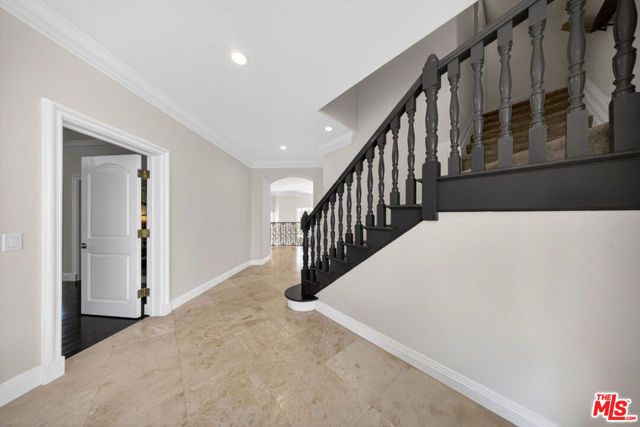 13320 Mulholland Drive, Beverly Hills, CA 90210