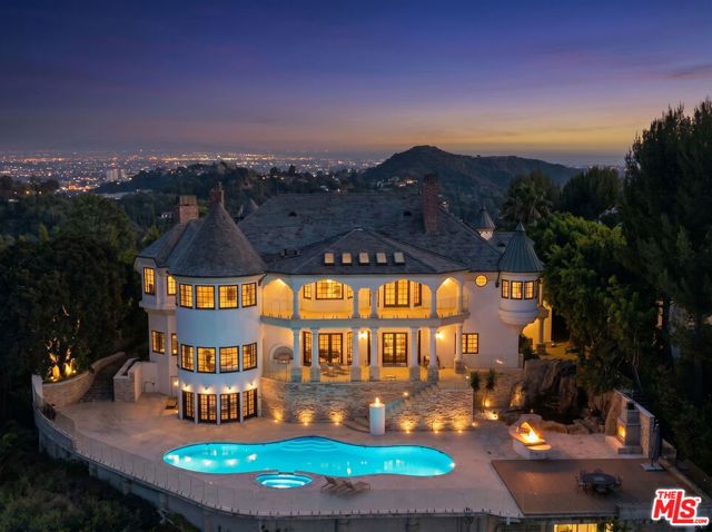 13320 Mulholland Drive, Beverly Hills, CA 90210