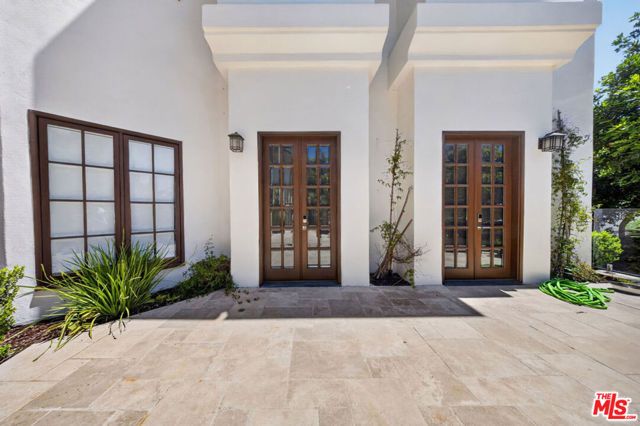 13320 Mulholland Drive, Beverly Hills, CA 90210