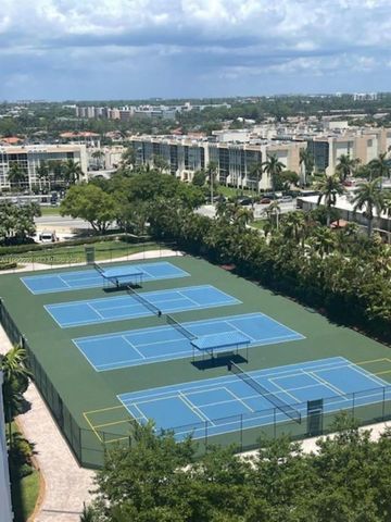 2500 PARKVIEW DR 1418, Hallandale Beach, FL 33009