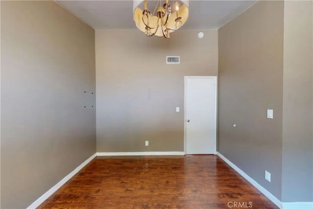 20703 Collins Street, Woodland Hills, CA 91367