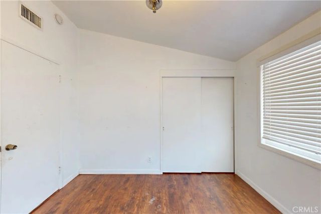 20703 Collins Street, Woodland Hills, CA 91367