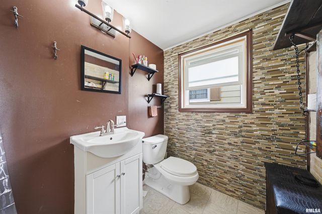 612 E WILSON Avenue, Peoria, IL 61603