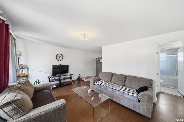 612 E WILSON Avenue, Peoria, IL 61603