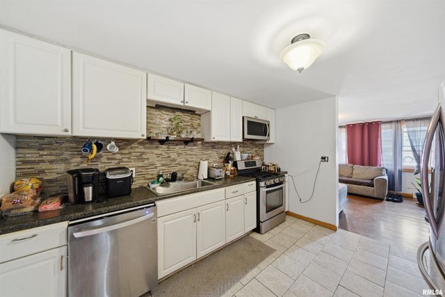 612 E WILSON Avenue, Peoria, IL 61603