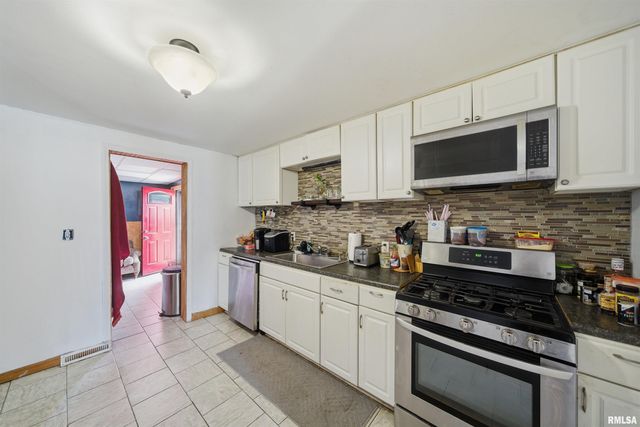 612 E WILSON Avenue, Peoria, IL 61603