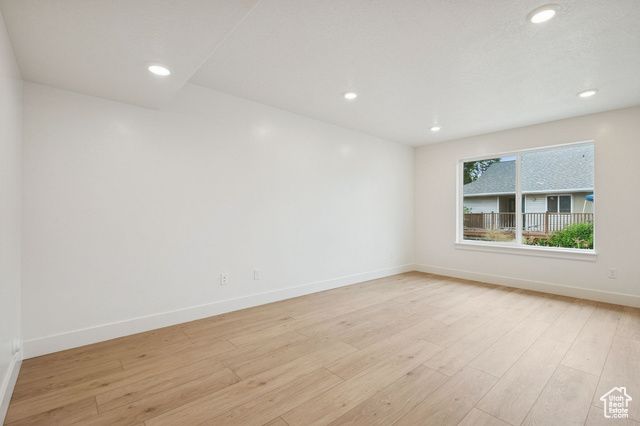 1615 N ANGEL ST #E, Layton, UT 84041