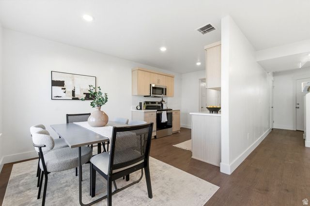 1615 N ANGEL ST #E, Layton, UT 84041