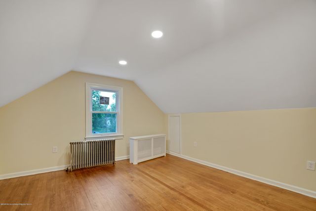 407 Redmond Avenue, Oakhurst, NJ 07755