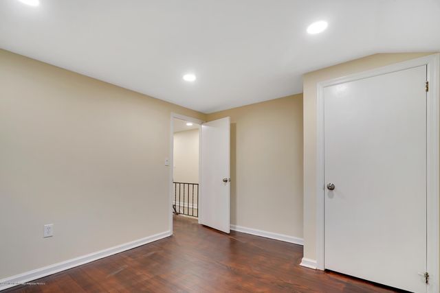 407 Redmond Avenue, Oakhurst, NJ 07755