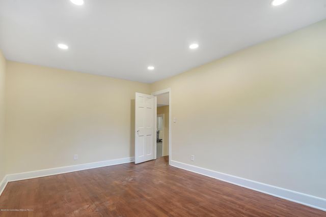 407 Redmond Avenue, Oakhurst, NJ 07755