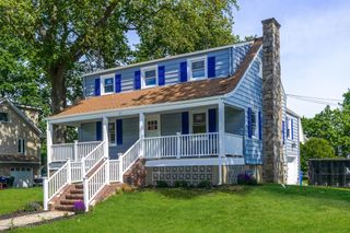 407 Redmond Avenue, Oakhurst, NJ 07755