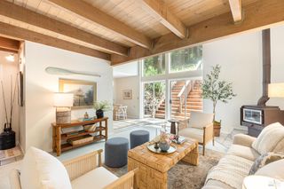19369 Hidden Valley Rd, Guerneville, CA 95446