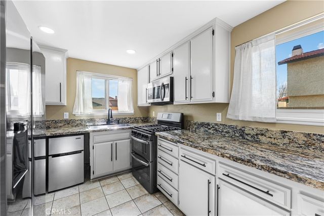 43743 Alain Court, Lancaster, CA 93535