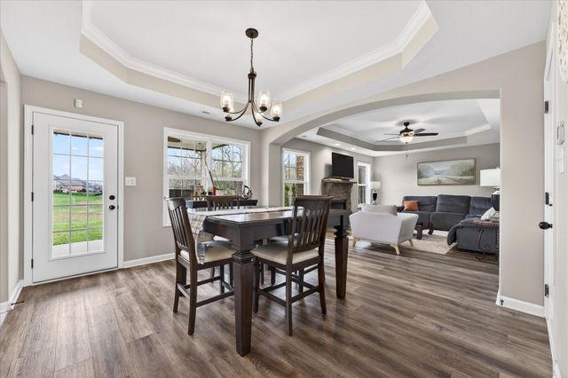 1493 English Oak Dr, Clarksville, TN 37043