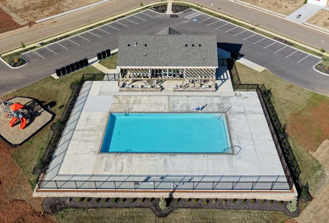 1493 English Oak Dr, Clarksville, TN 37043