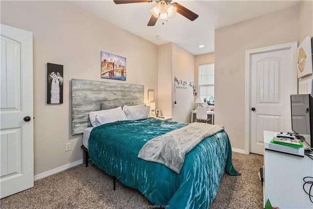 411 Ash Street, College Station, TX 77840