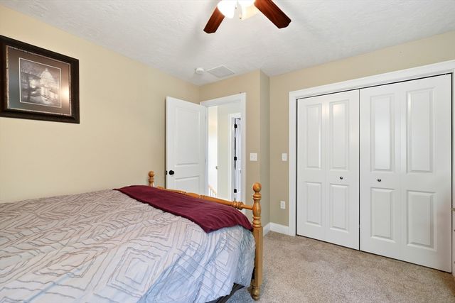 34 Bissonnette Cir, Southampton, MA 01073