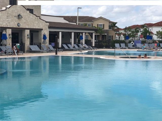 17120 SW 95th Terrace 17120, Miami, FL 33196