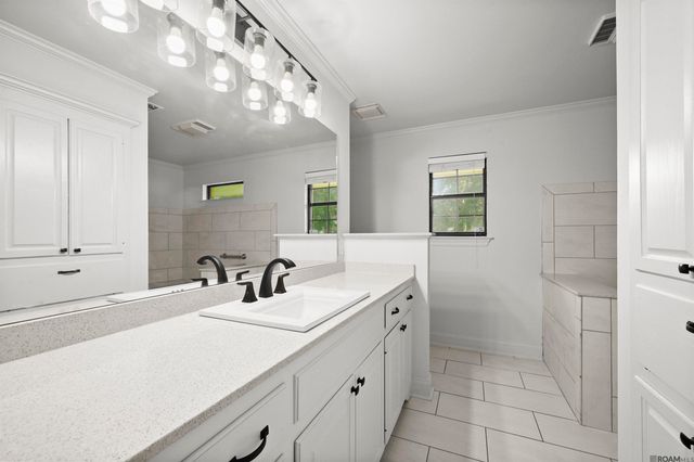 17230 Evergreen Hills Ave, Greenwell Springs, LA 70739