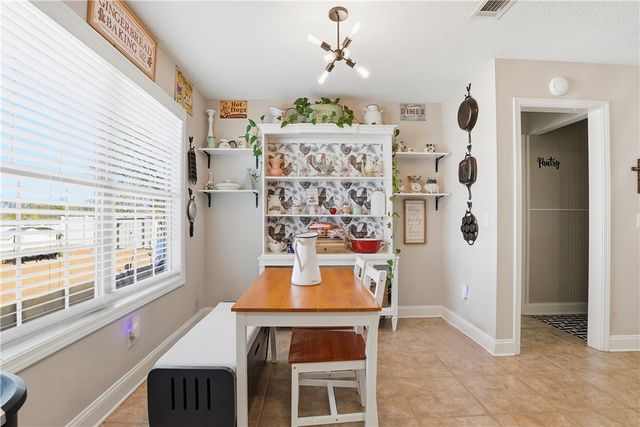 235 Victorian Lake Drive, Brunswick, GA 31525