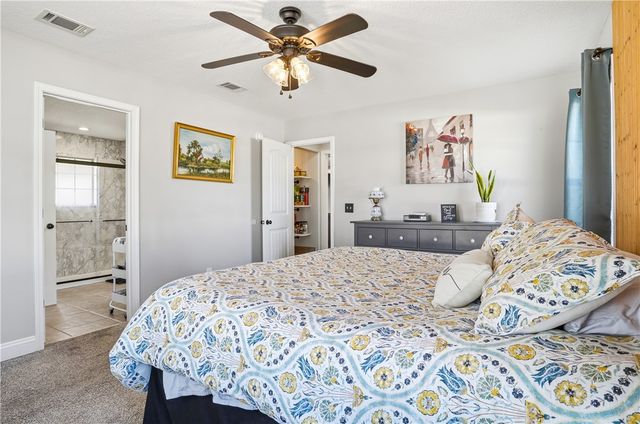 235 Victorian Lake Drive, Brunswick, GA 31525