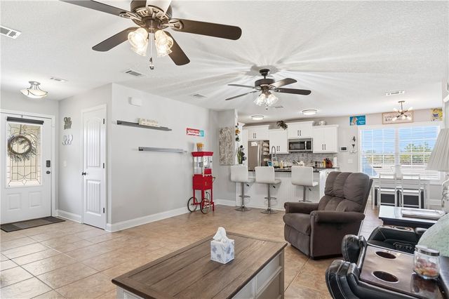 235 Victorian Lake Drive, Brunswick, GA 31525