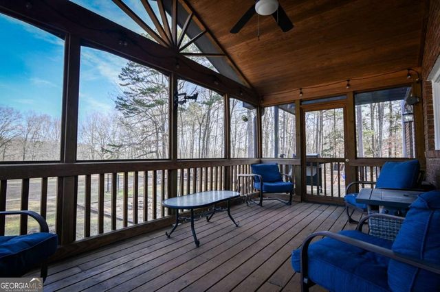 1010 Charles Court, Statham, GA 30666