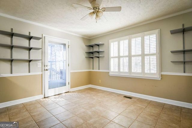 1010 Charles Court, Statham, GA 30666