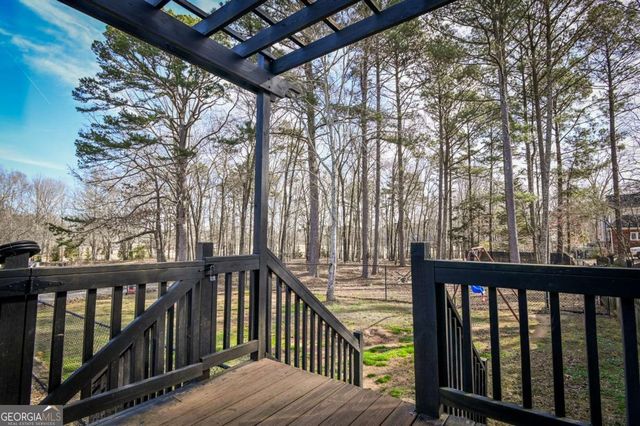 1010 Charles Court, Statham, GA 30666