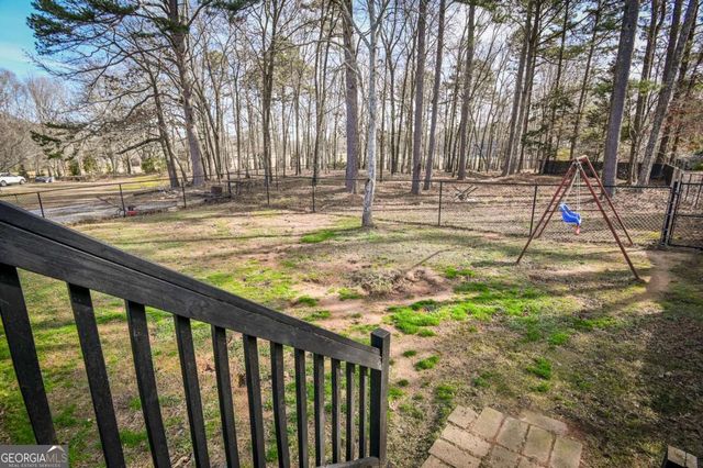 1010 Charles Court, Statham, GA 30666
